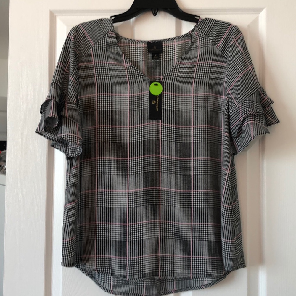 NWT Worthington glen plaid flutter sleeve top